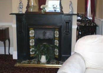 Victoria Lodge Guest House 솔즈베리 외부 사진
